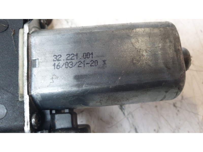 Recambio de elevalunas delantero izquierdo para ligier js50 0.5 referencia OEM IAM 1402755G  