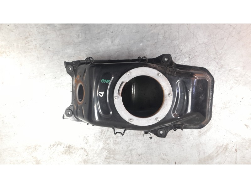 Recambio de deposito combustible para bmw c c 400 x referencia OEM IAM 16118558151  