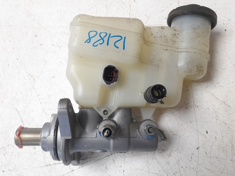 Recambio de bomba freno para lexus is iii (_e3_) 300h (ave30_) referencia OEM IAM 4720130840  