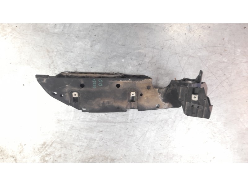 Recambio de estribera derecha para bmw c c 400 x referencia OEM IAM 46638566930  