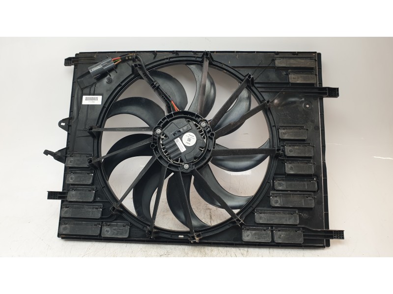 Recambio de electroventilador para volvo xc60 ii (246) b4 mild-hybrid referencia OEM IAM 31493262  
