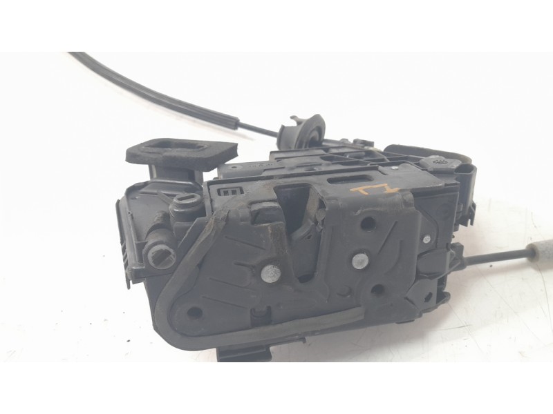 Recambio de cerradura puerta trasera izquierda para seat arona (kj7, kjp) 1.6 tdi referencia OEM IAM 5TA839015P  