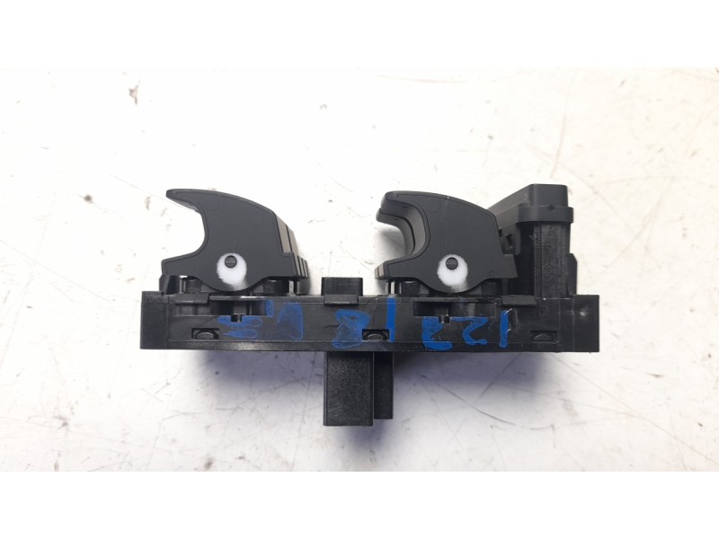 Recambio de mando elevalunas delantero izquierdo para seat ibiza v (kj1, kjg) 1.0 tsi referencia OEM IAM 5G0959857F  EWSVW089 IA
