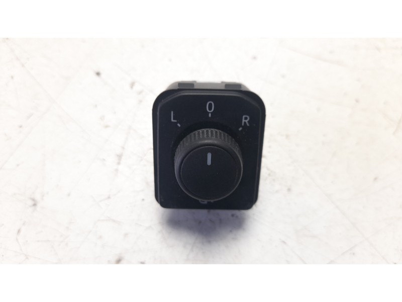 Recambio de mando retrovisor para seat ibiza v (kj1, kjg) 1.0 tsi referencia OEM IAM 6F0959565  