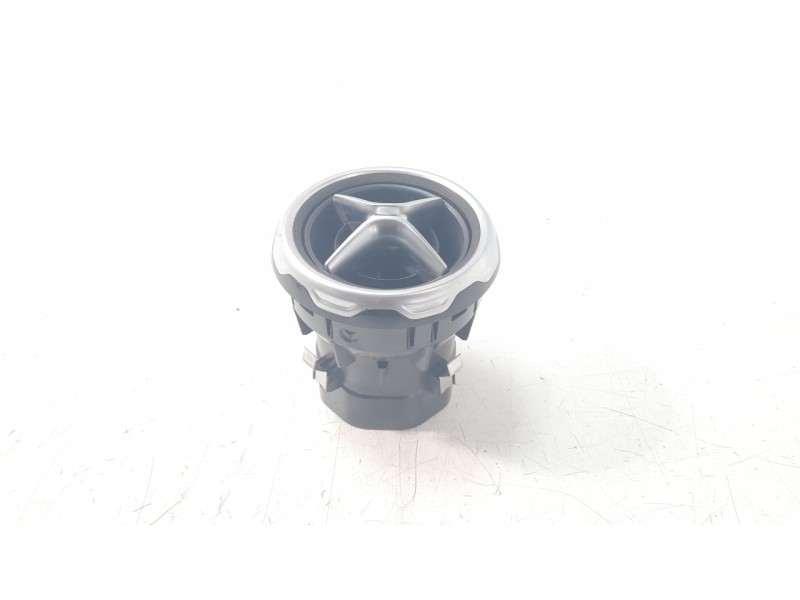 Recambio de rejilla aireadora para mercedes-benz clase gla (x156) gla 180 (156.942) referencia OEM IAM A1568300000  