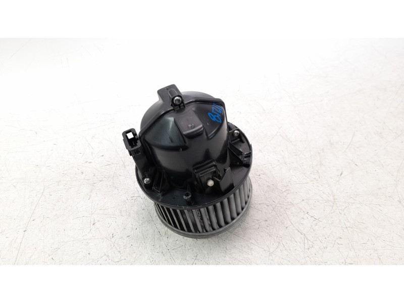Recambio de ventilador calefaccion para land rover evoque 2.0 turbo cat referencia OEM IAM LR016627  