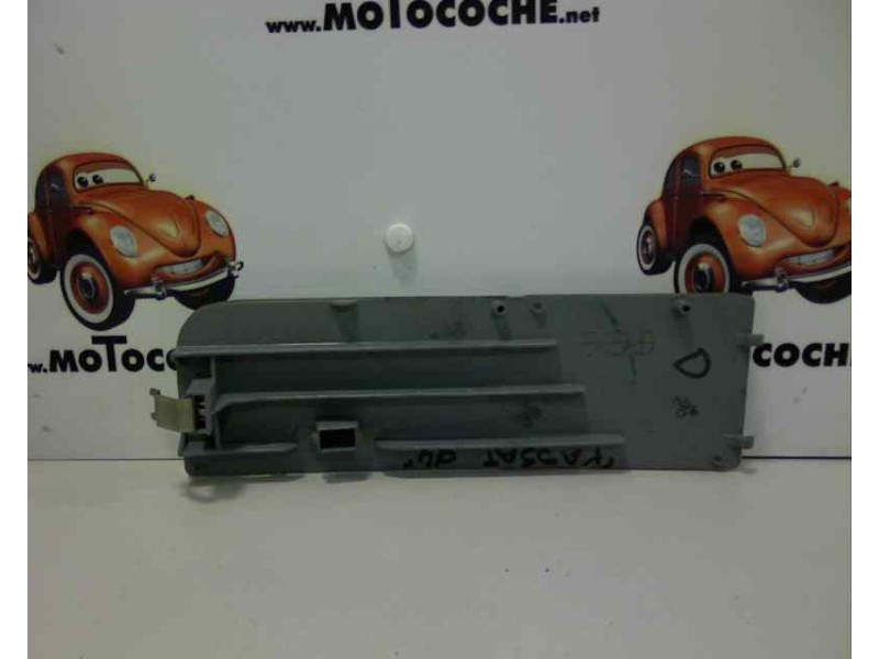 Recambio de faro antiniebla izquierdo para volkswagen passat berlina (3a2) referencia OEM IAM 3A0941778 VW0514323 