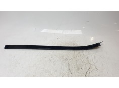 Recambio de moldura para mercedes-benz clase gla (w156) gla 220 cdi 4m / d 4m (156.905) referencia OEM IAM A1566901800  