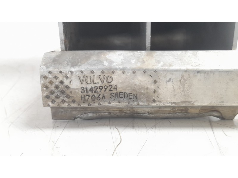 Recambio de travesaño inferior para volvo xc60 ii (246) b4 mild-hybrid referencia OEM IAM 31429924  