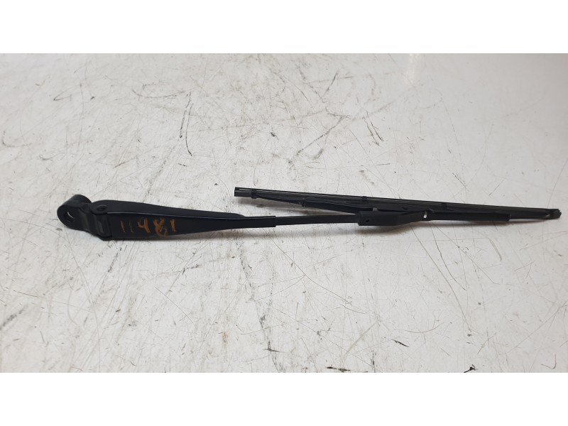 Recambio de brazo limpia trasero para land rover evoque hse dynamic referencia OEM IAM LR043869  