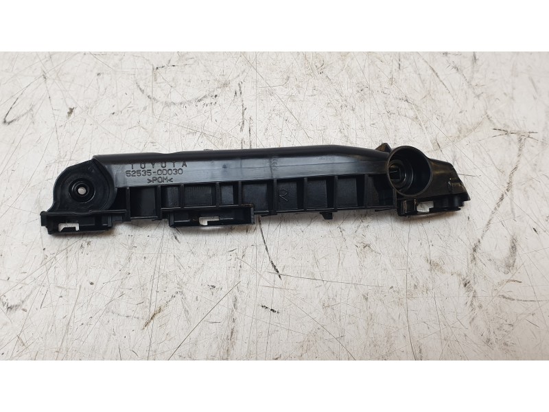 Recambio de soporte paragolpes delantero derecho para toyota yaris (_p9_) 1.3 vvt-i (scp90_) referencia OEM IAM 525350D030 10890
