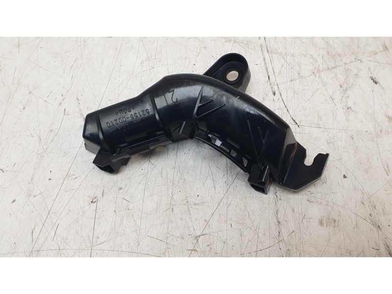 Recambio de soporte paragolpes trasero izquierdo para toyota yaris (_p13_) 1.0 (ksp130_) referencia OEM IAM 521560D210  