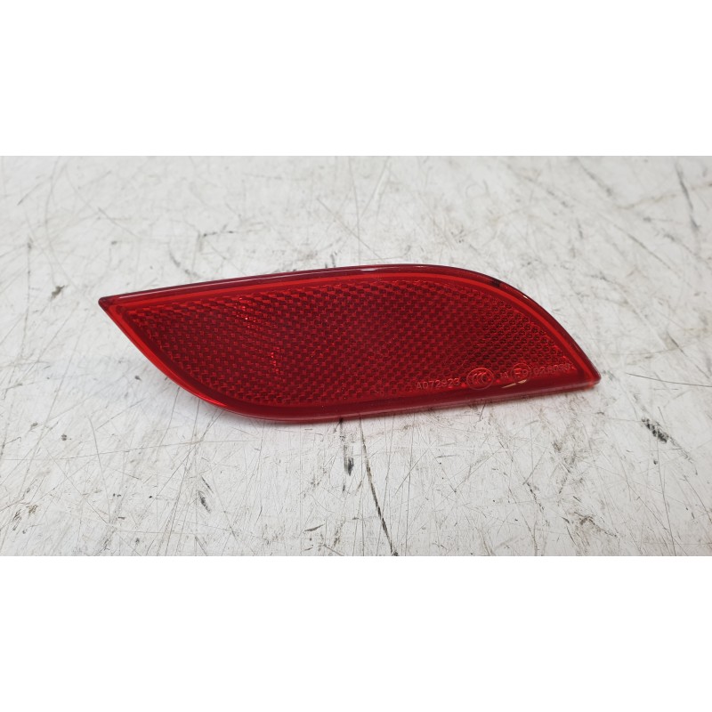 Recambio de piloto trasero derecho paragolpes para audi a1 (8x1, 8xk) 1.4 tfsi referencia OEM IAM 8X0945106  