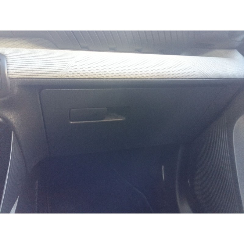 Recambio de guantera para citroën nuevo citroen c3 turbo 100 s&s 6v max nuevo citroen c3 turbo 100 s&s 6v max referencia OEM IAM