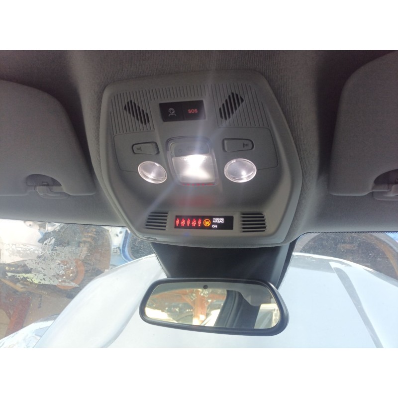 Recambio de luz interior para citroën nuevo citroen c3 turbo 100 s&s 6v max nuevo citroen c3 turbo 100 s&s 6v max referencia OEM