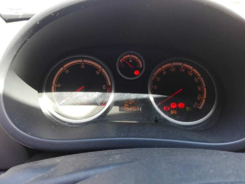 opel corsa d del año 2007