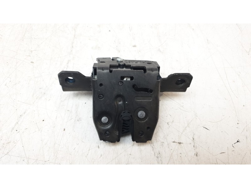 Recambio de cerradura maletero / porton para opel zafira b furgoneta/monovolumen (a05) 1.7 cdti van (m75) referencia OEM IAM 135