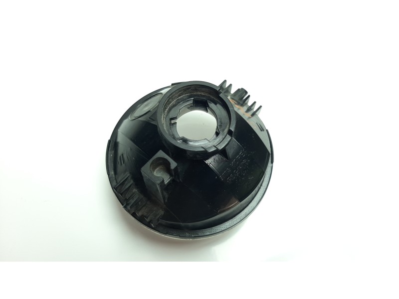 Recambio de faro antiniebla izquierdo para ssangyong rodius 2.0 td cat referencia OEM IAM 8320121500  