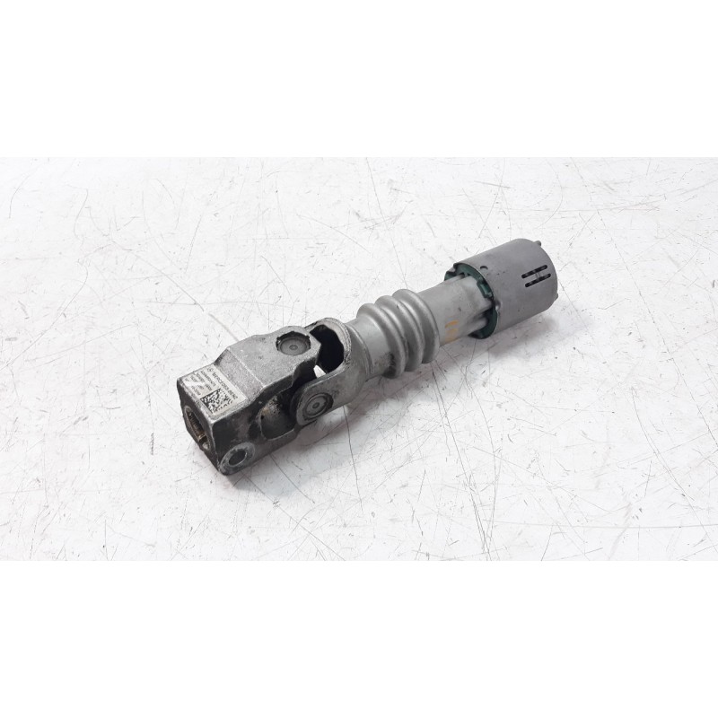 Recambio de cardan para mercedes-benz clase c (w205) lim. 2.1 cdi cat referencia OEM IAM A2054620478  