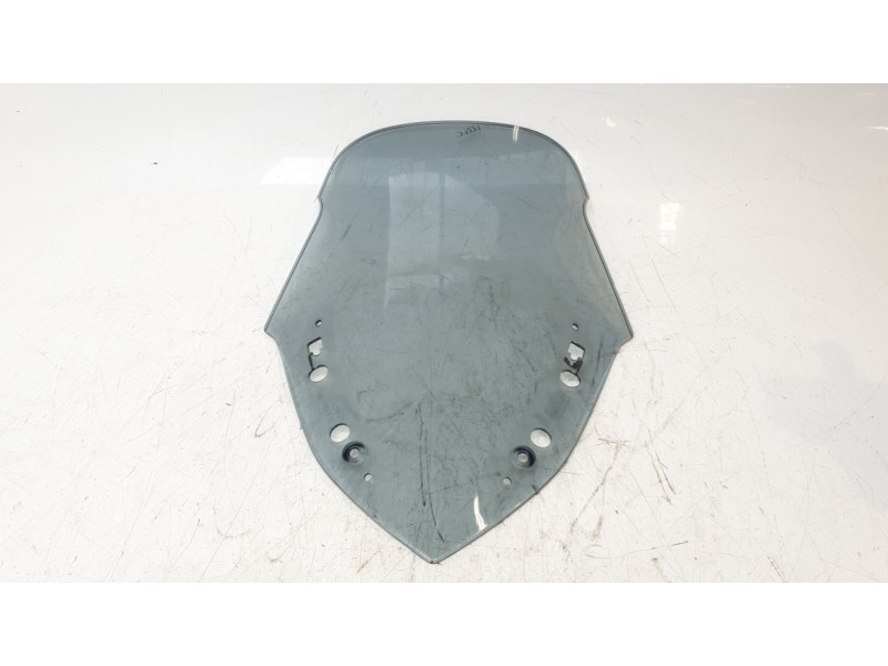 Recambio de cupula para yamaha x-max 125 referencia OEM IAM BL1F837U00  