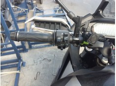 Recambio de piña luces izquierda para yamaha mt mt-07 (rm30, rm33) referencia OEM IAM   