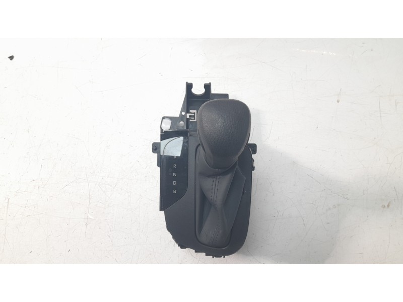 Recambio de pomo palanca cambio para toyota yaris (_p21_, _pa1_, _ph1_) 1.5 (mxpa11) referencia OEM IAM 75G588  