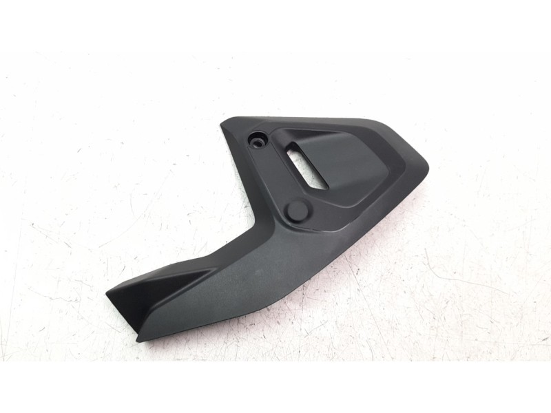 Recambio de moldura para bmw r 1300 r 1300 gs referencia OEM IAM 46631541497  