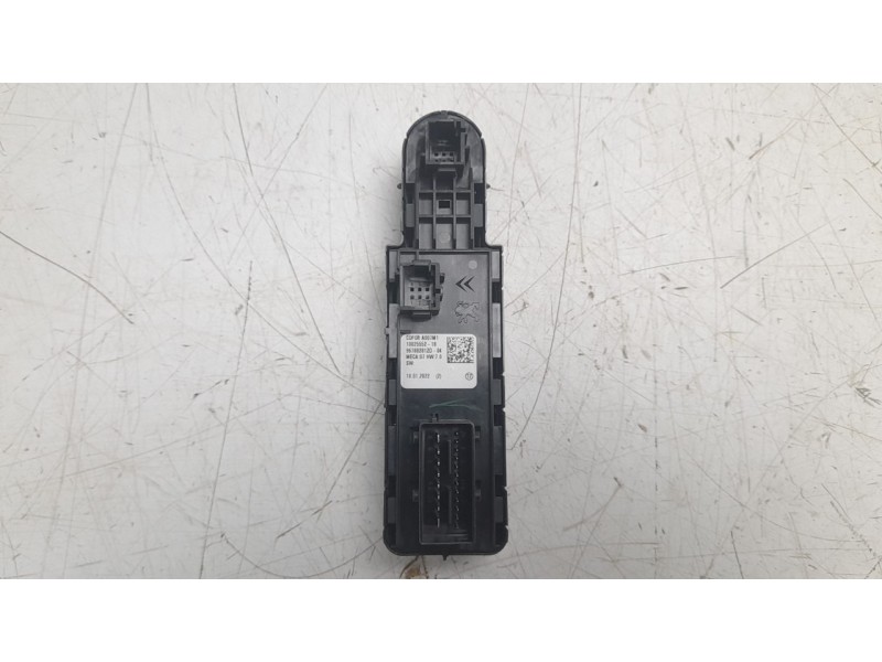 Recambio de mando elevalunas delantero izquierdo para peugeot 3008 allure pack referencia OEM IAM 96788281ZD  