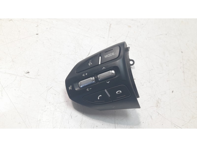 Recambio de travesaño superior para kia stonic (yb) 1.0 t-gdi eco-dynamics+ referencia OEM IAM 96710H803  