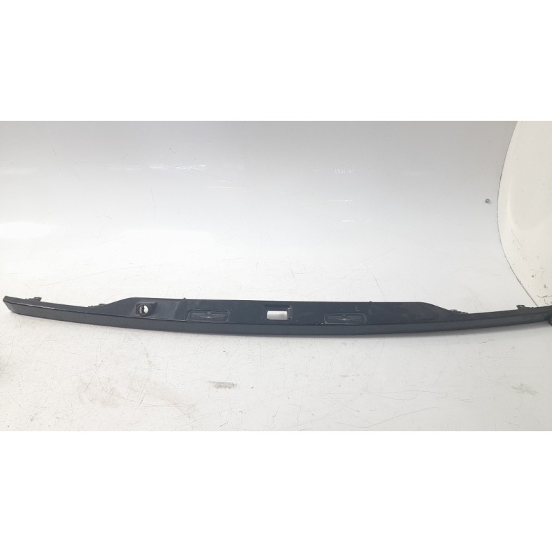 Recambio de molduras traseras para land rover range rover evoque (l538) 2.0 d 4x4 referencia OEM IAM BJ3240406  