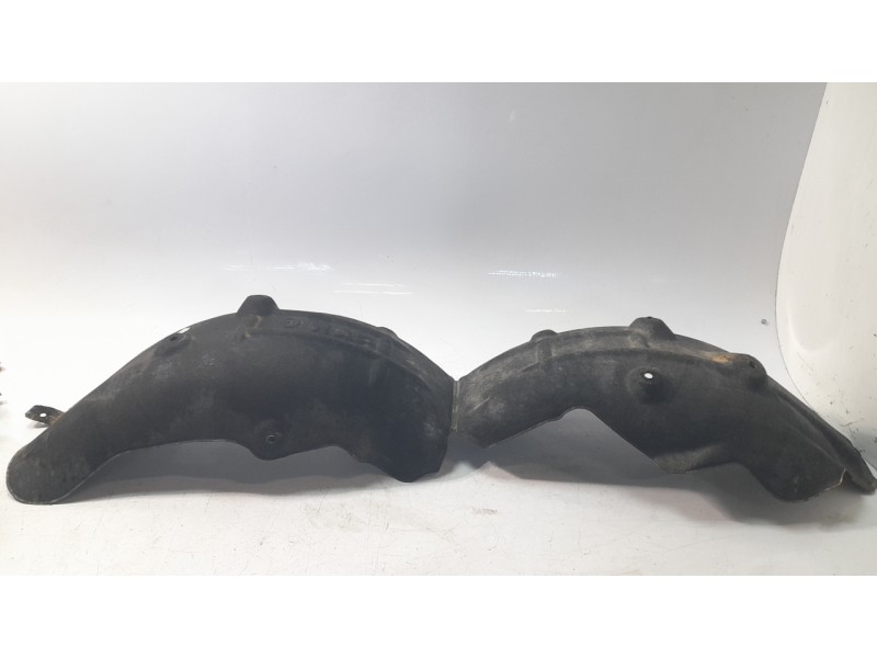 Recambio de paso rueda trasero izquierdo para renault austral techno referencia OEM IAM 767499265R  