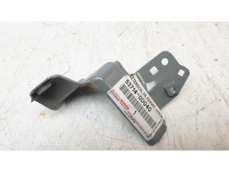 Recambio de moldura para toyota yaris (_p13_) 1.4 d (nlp130_) referencia OEM IAM   