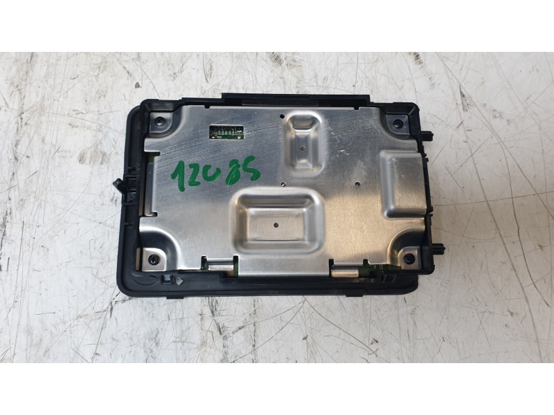 Recambio de cargador movil para volvo xc60 ii (246) b4 mild-hybrid referencia OEM IAM 32264896  