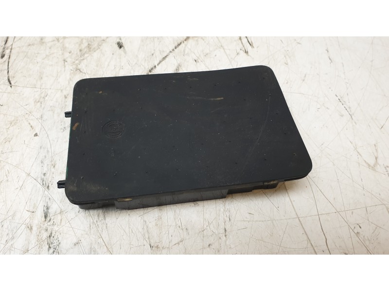 Recambio de cargador movil para volvo xc60 ii (246) b4 mild-hybrid referencia OEM IAM 32264896  