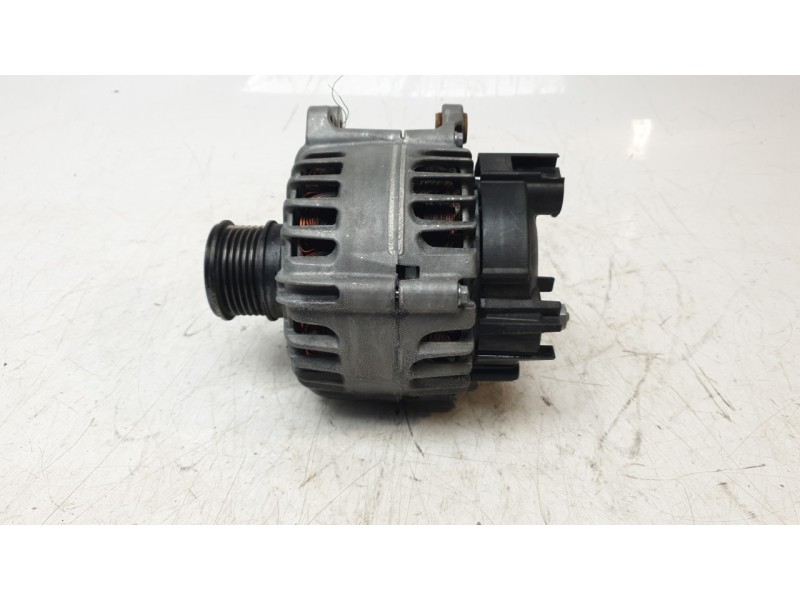 Recambio de alternador para seat arona (kj7, kjp) 1.6 tdi referencia OEM IAM 04L903021EX  ALF240051
