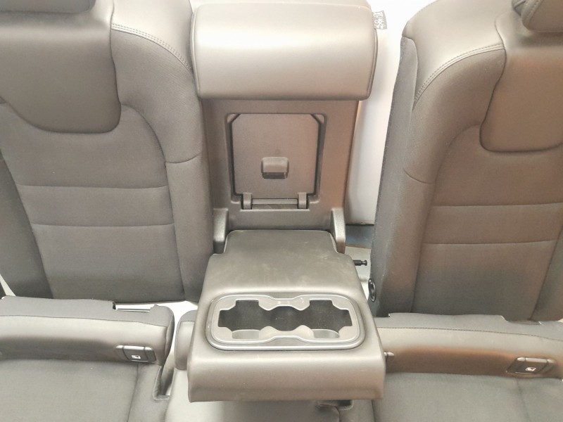 Recambio de juego asientos completo para volvo s60 iii (224) t5 referencia OEM IAM 32338251  