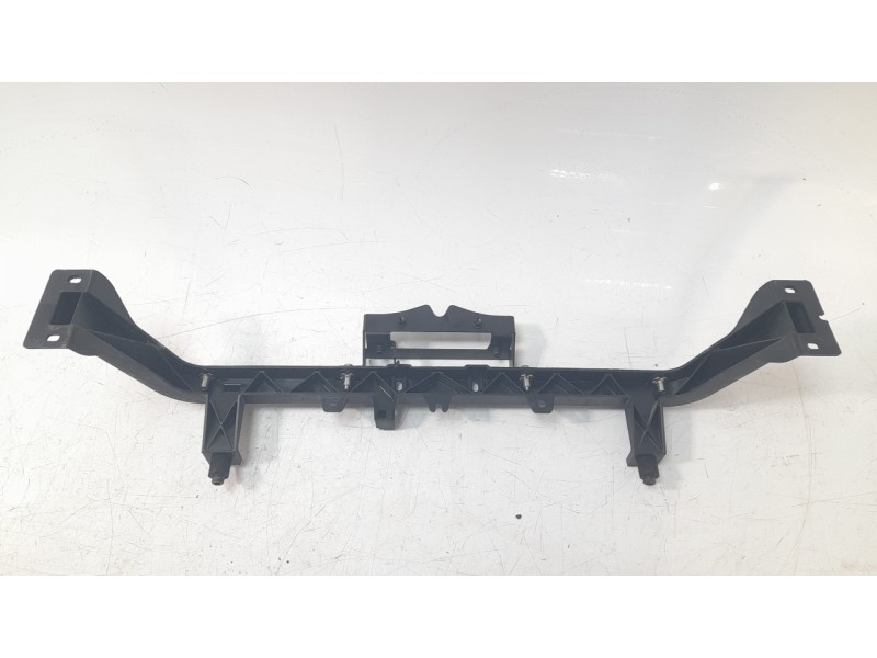 Recambio de soporte paragolpes delantero para ligier js50 0.5 referencia OEM IAM 0120031  