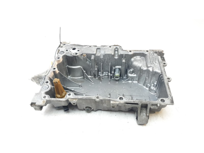 Recambio de carter para volvo xc60 ii (246) b4 mild-hybrid referencia OEM IAM 32137342  