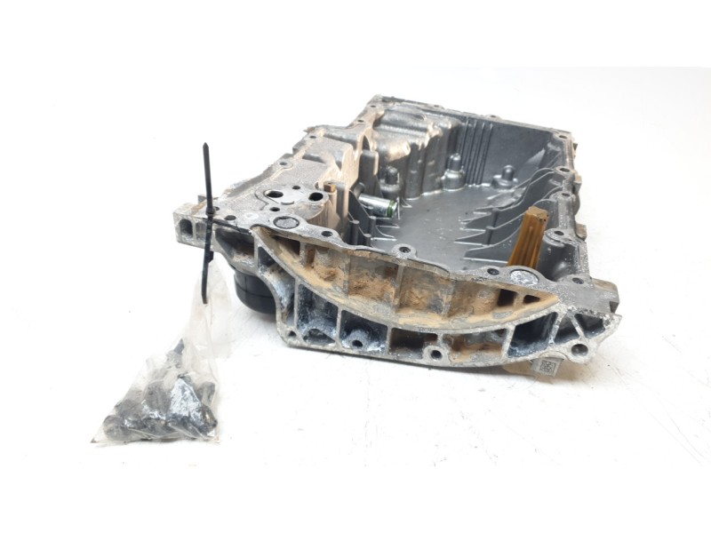 Recambio de carter para volvo xc60 ii (246) b4 mild-hybrid referencia OEM IAM 32137342  