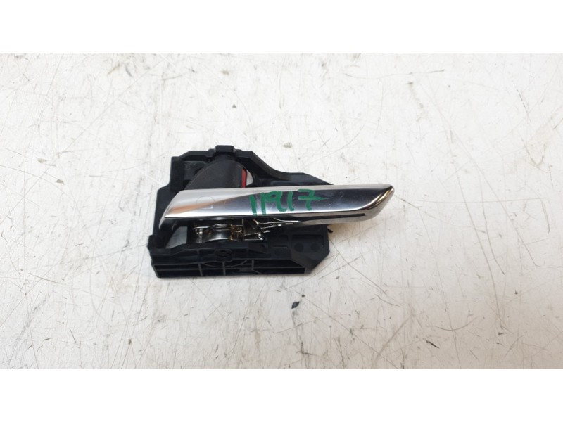 Recambio de maneta interior trasera izquierda para mazda 3 berlina (bp) evolution referencia OEM IAM V8393  