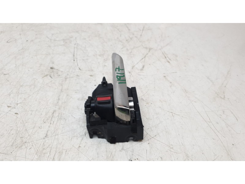Recambio de maneta interior trasera izquierda para mazda 3 berlina (bp) evolution referencia OEM IAM V8393  