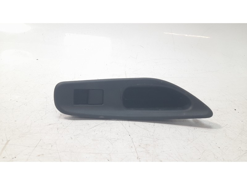 Recambio de mando elevalunas trasero izquierdo para toyota yaris (_p21_, _pa1_, _ph1_) 1.5 (mxpa11) referencia OEM IAM 848100226