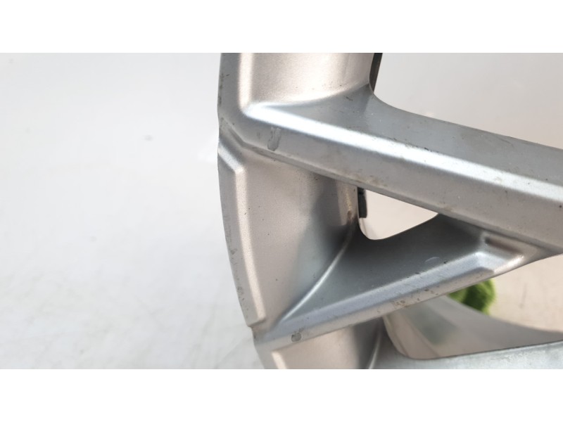 Recambio de llanta para seat ibiza v (kj1, kjg) 1.0 tsi referencia OEM IAM 6F0601025M  