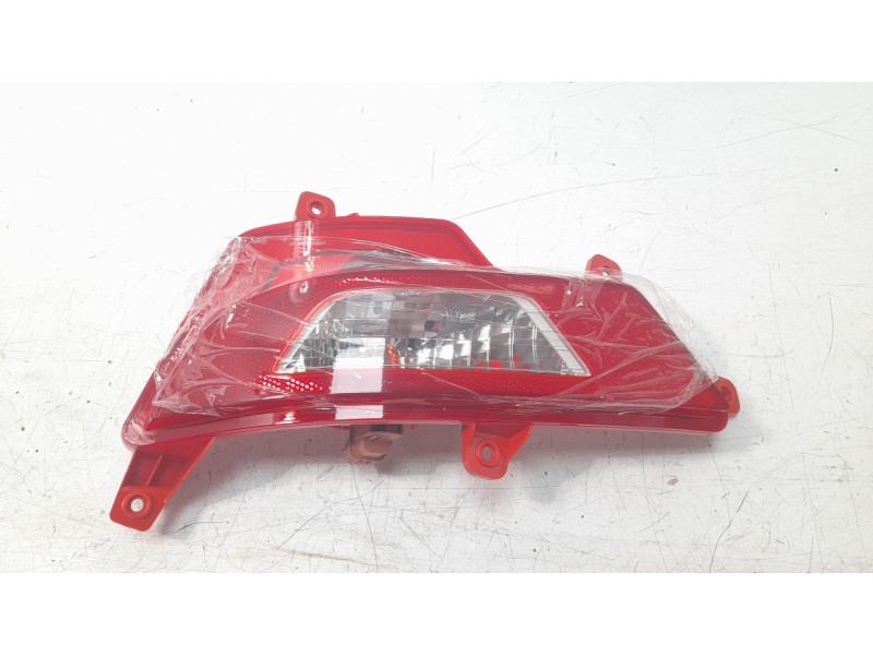 Recambio de piloto trasero izquierdo paragolpes para hyundai bayon (bc3) 1.2 mpi referencia OEM IAM 92405Q0500  