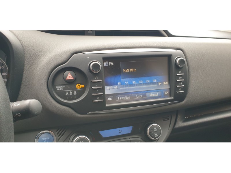 Recambio de sistema audio / radio cd para toyota yaris hybrid active referencia OEM IAM 861400D320  