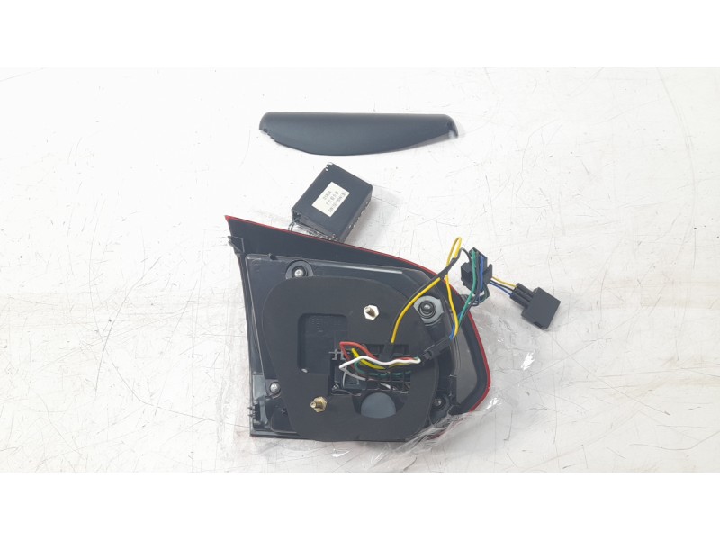 Recambio de piloto trasero derecho interior para volkswagen golf vi (5k1) 2.0 gti referencia OEM IAM 02001341025026  