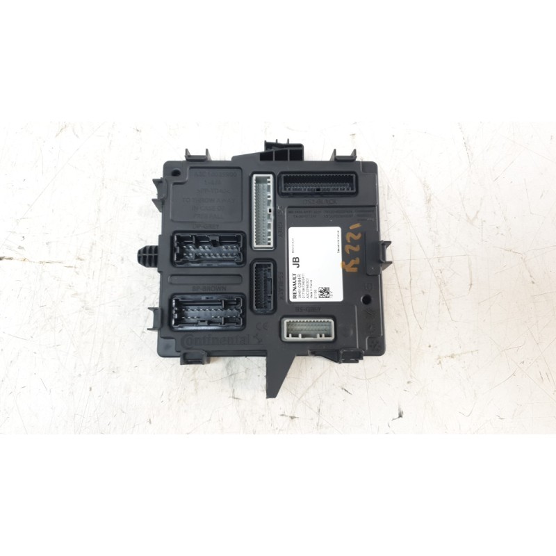 Recambio de caja reles / fusibles para renault megane iv hatchback (b9a/m/n_) 1.5 dci 110 (b9a3) referencia OEM IAM 284B10363R  