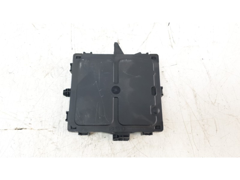 Recambio de caja reles / fusibles para renault megane iv hatchback (b9a/m/n_) 1.5 dci 110 (b9a3) referencia OEM IAM 284B10363R  