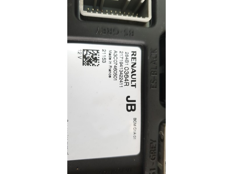 Recambio de caja reles / fusibles para renault megane iv hatchback (b9a/m/n_) 1.5 dci 110 (b9a3) referencia OEM IAM 284B10363R  