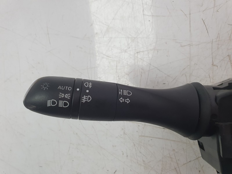 Recambio de mando multifuncion para renault megane iv hatchback (b9a/m/n_) 1.5 dci 110 (b9a3) referencia OEM IAM 255676935R  